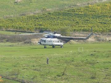 Helikoptéra pristala Helikoptéra pristala